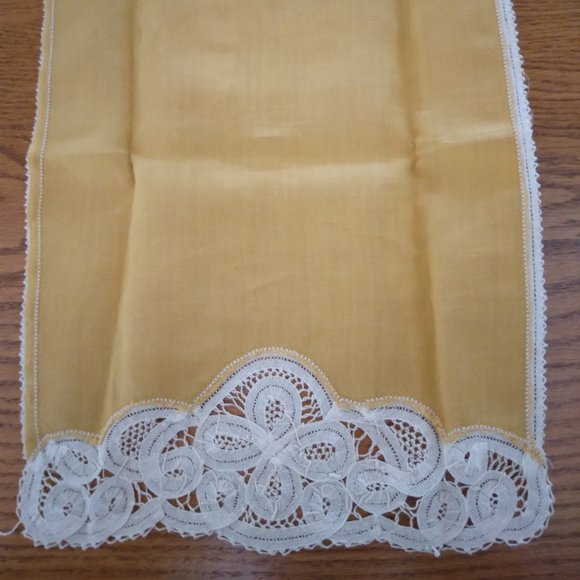 Handtowel - Picture 2 of 4